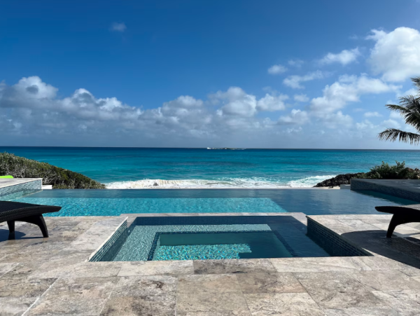 Luxurious Oceanfront Villa in Exuma - Perfect Island Retreat
